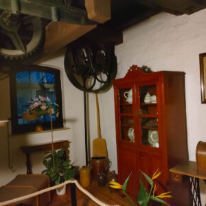 Transmissionen und Requisiten aus der Zeit der Schnapsbrennerei im Hause Haegert